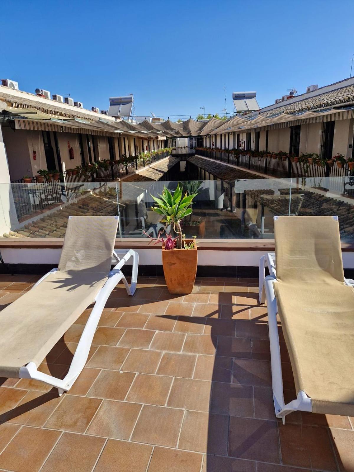 Patio Cartuja Appartement Sevilla Buitenkant foto