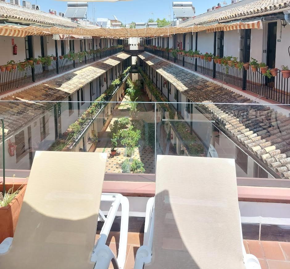 Patio Cartuja Appartement Sevilla Buitenkant foto